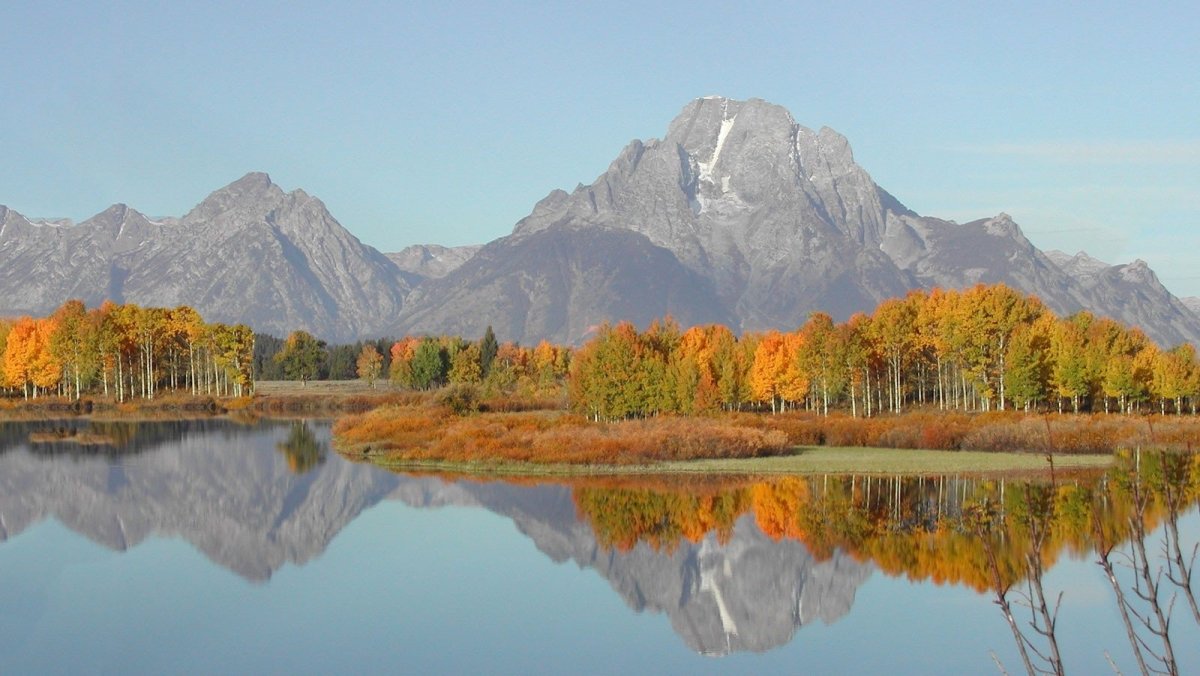 9 Amazing National Parks for Fall Hiking | Cloudline Apparel