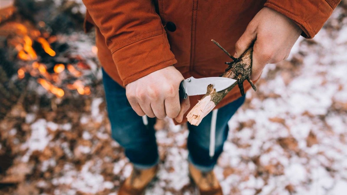 The Best Pocket Knives for Hikers and Backpackers | Cloudline Apparel