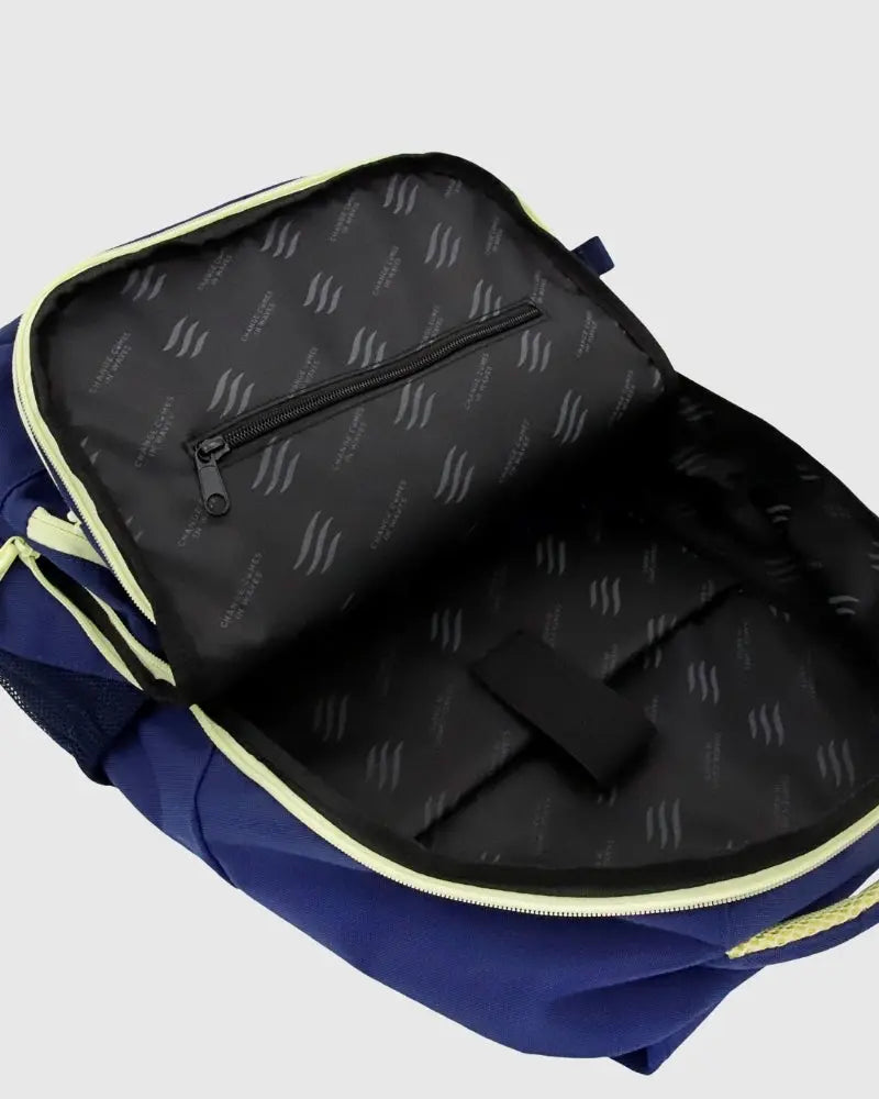 (R)evolution™ 25L Transit Pack United By Blue