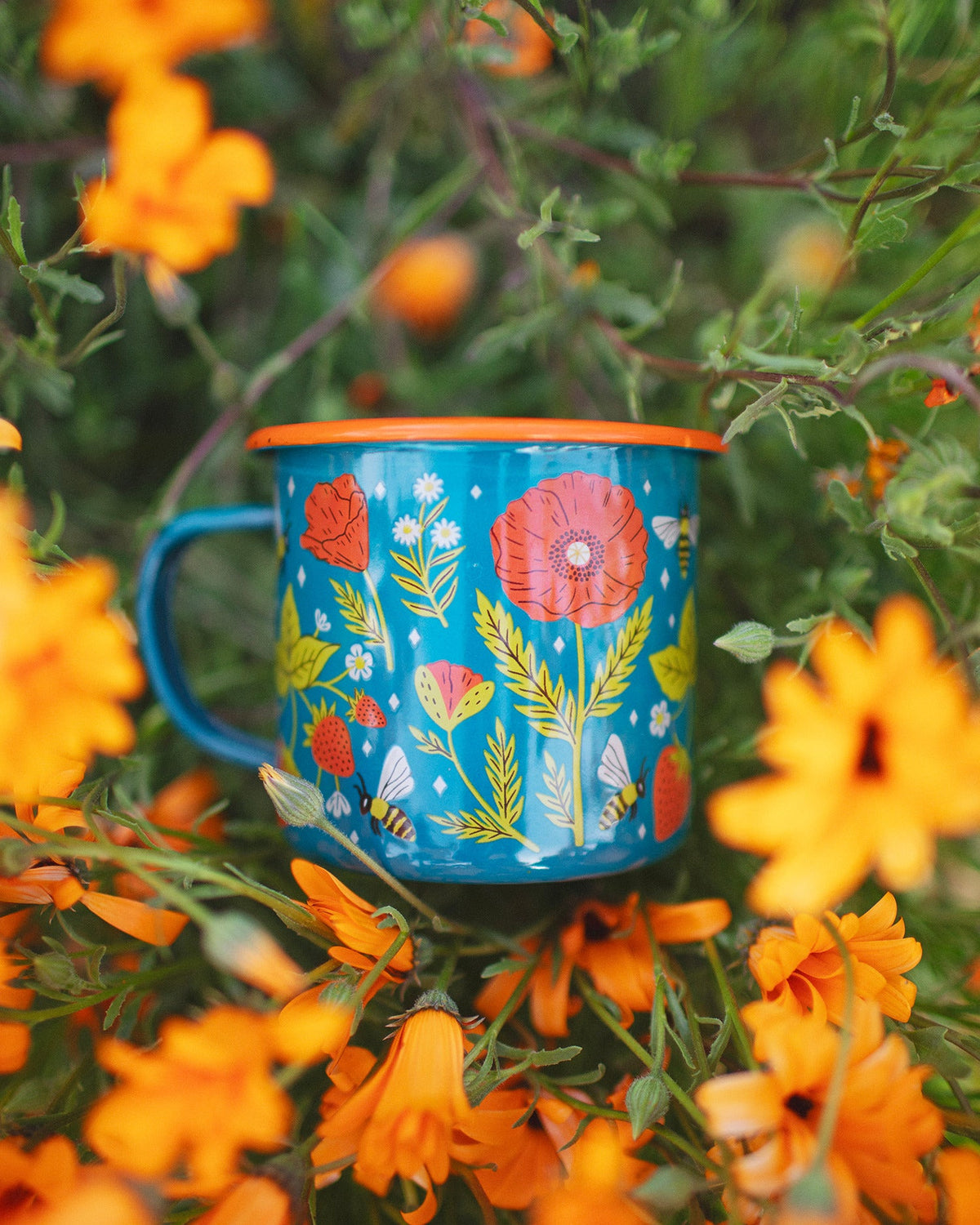 Garden Buzz Enamel Mug 16oz Trek Light